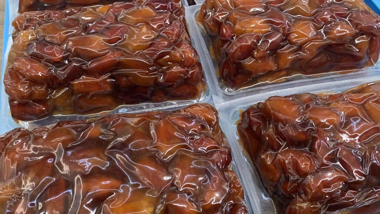 Halwani bros maamoul fine dates filled cookies 18gm