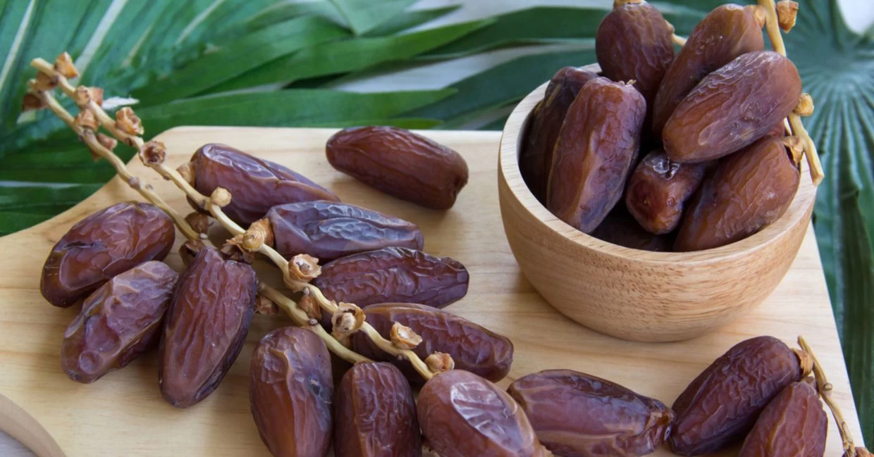 export of middle eastern dates: leading global trade in premium quality dates